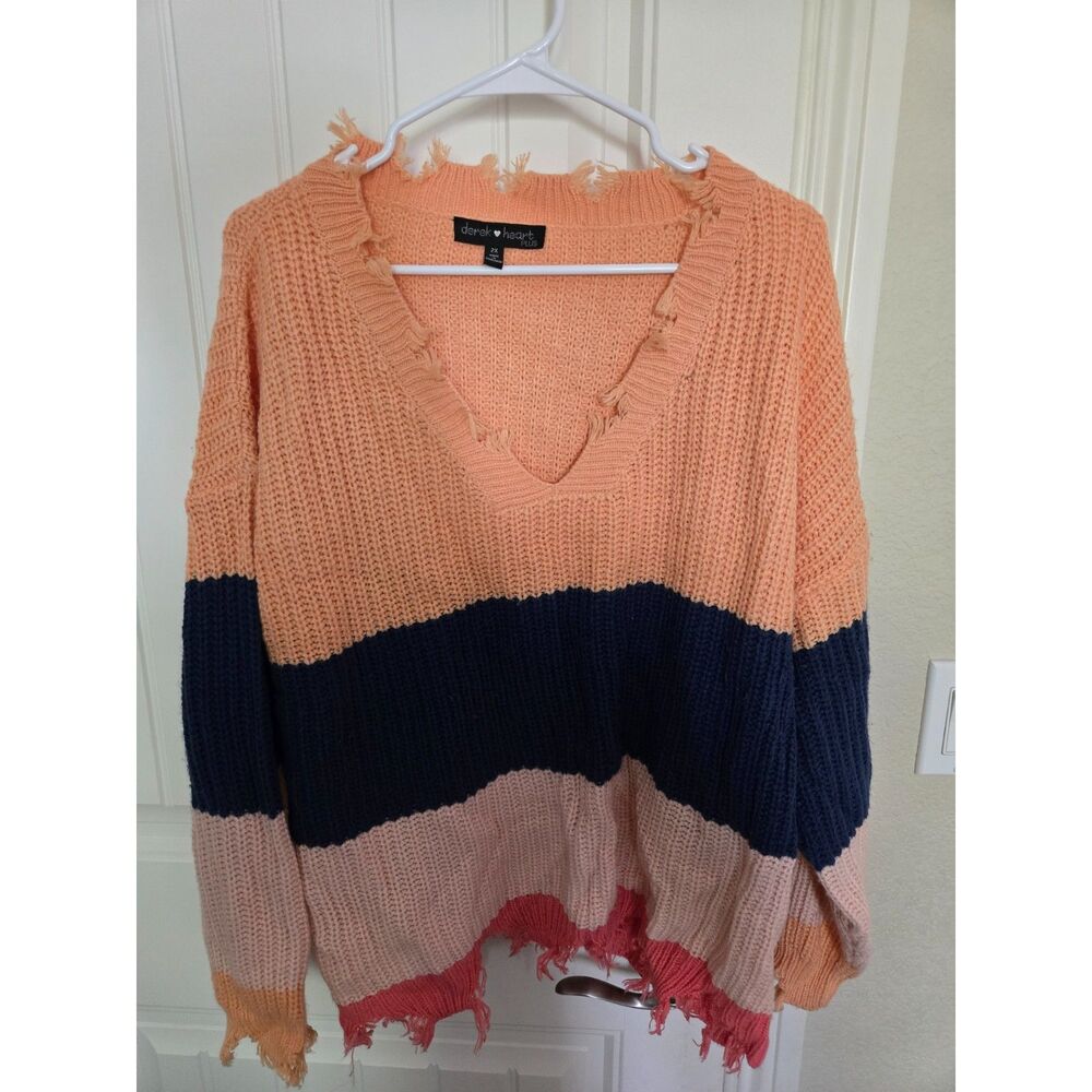 Derek Heart Plus Women’s 2X Colorblock Distressed V-Neck Oversized Sweater